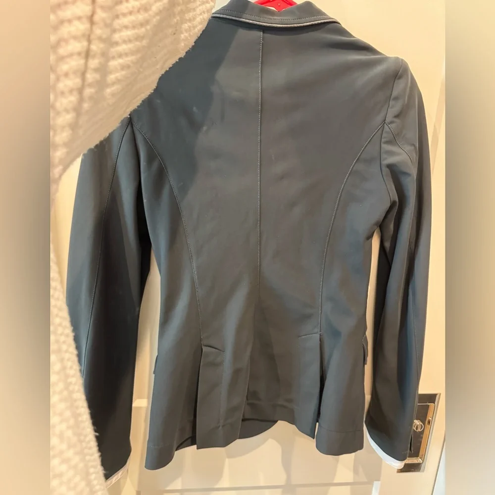 Ego 7 grey show coat - Picture 2 of 2